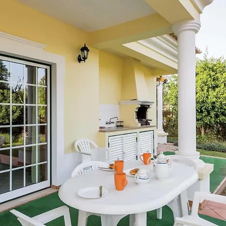 Marcos Mendes Sleeps 6 Air Con Wifi Villa