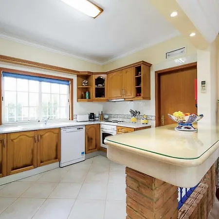 Villa Marcos Mendes Sleeps 6 Air Con Wifi Boliqueime
