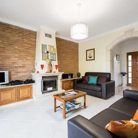 Villa Marcos Mendes Sleeps 6 Air Con Wifi Boliqueime